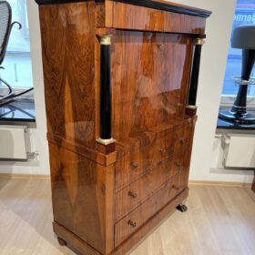 Biedermeier Secretaire, Walnut, Austria 1820