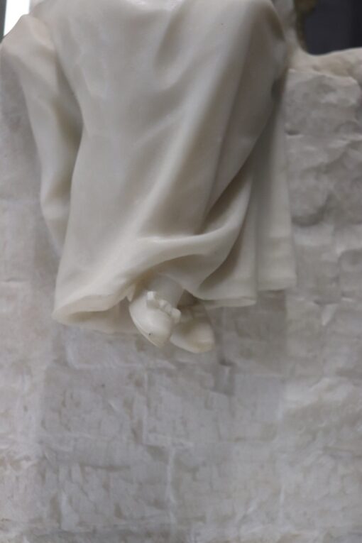 Italian Marble Sculpture - Feet - Styylish