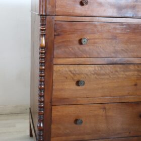 Louis Philippe Antique Chest of Drawers in Solid Walnut, Italy Mid-19th Century