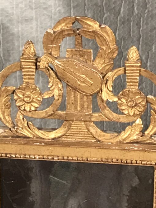 French Louis XVI Mirror- detail of the upper middle part- Styylish