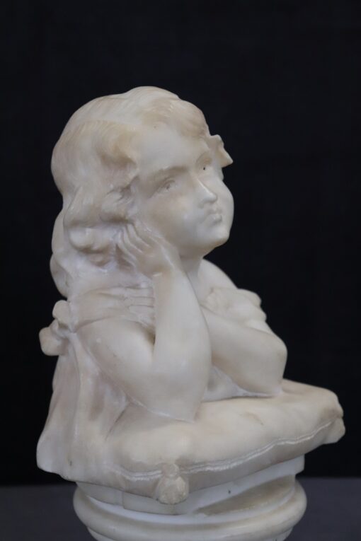 Sculpture in White Marble - Side - Styylish