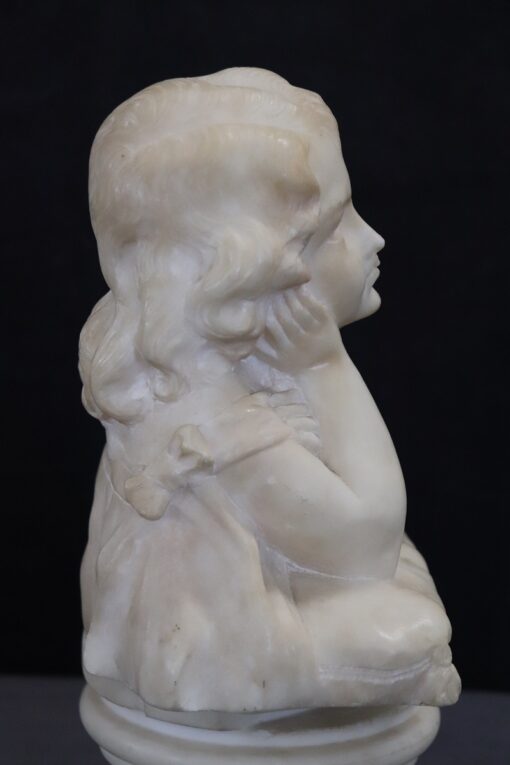 Sculpture in White Marble - Side Profile - Styylish