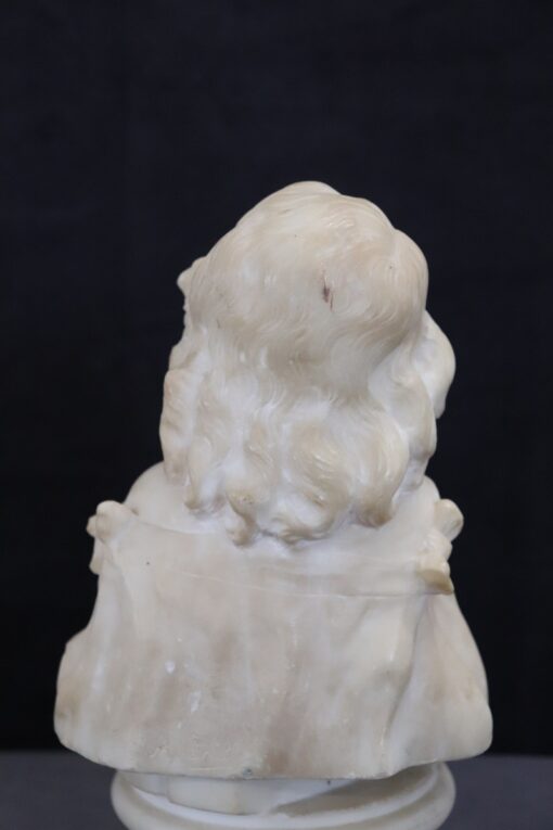 Sculpture in White Marble - Back Profile - Styylish