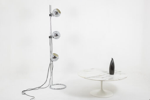 Chromed Metal Floor Lamp - View with Table - Styylish