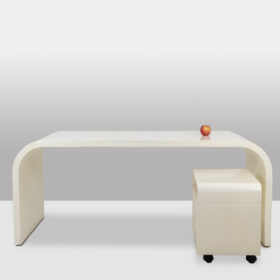 1970s French Desk White Lacquered Plywood