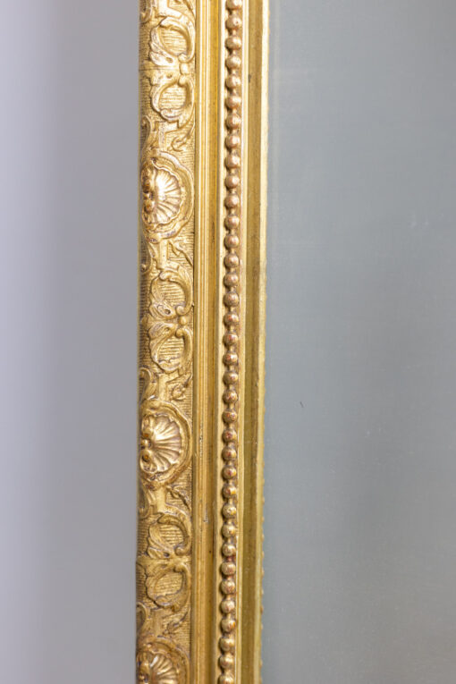 Giltwood and Carved Mirror - Gilded Side Detail - Styylish