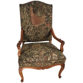 Baroque Armchair, Germany 19th century, Finely carved Walnut