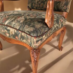 Baroque Armchair, Germany 19th century, Finely carved Walnut