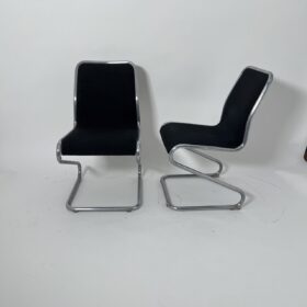 Pair of Italian 'Z-Chairs' – Vintage 1970s Modernist Design