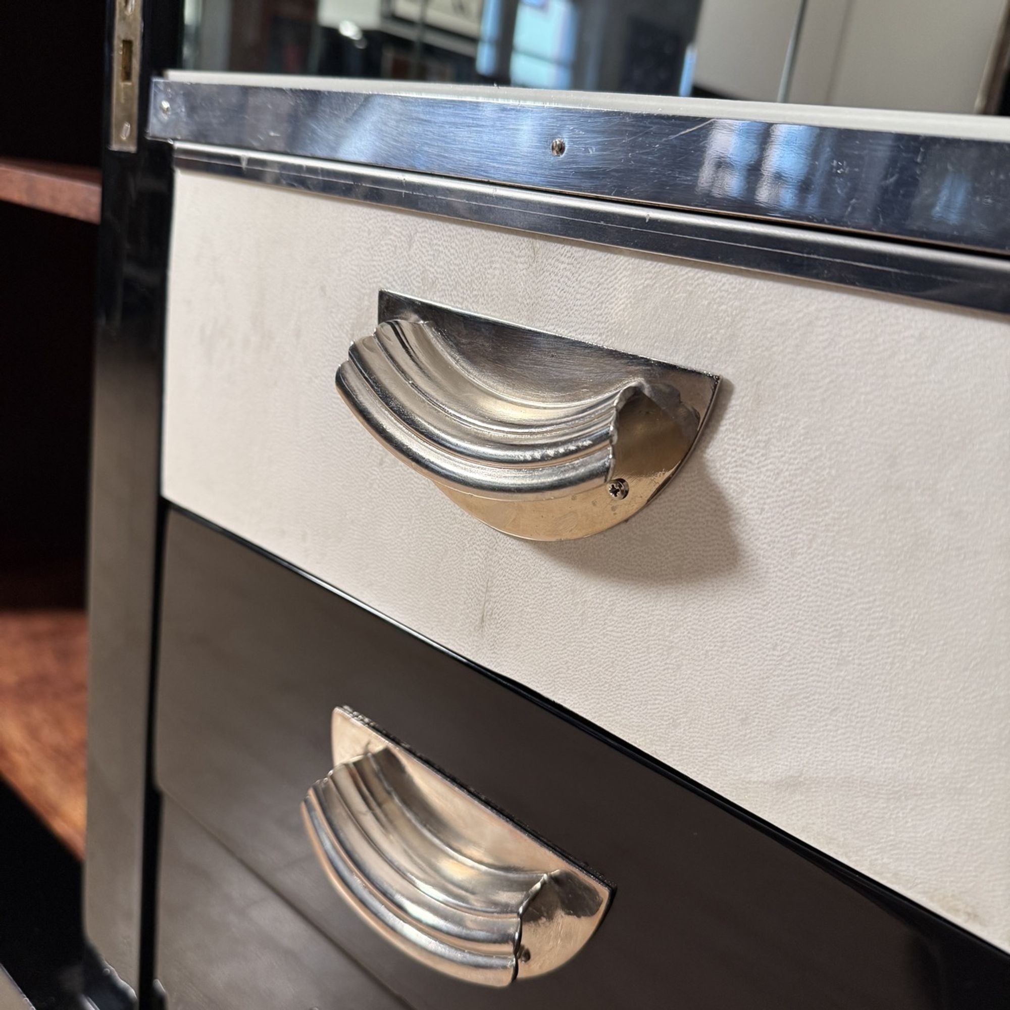 Art Deco Sideboard - Chrome Handle - Styylish