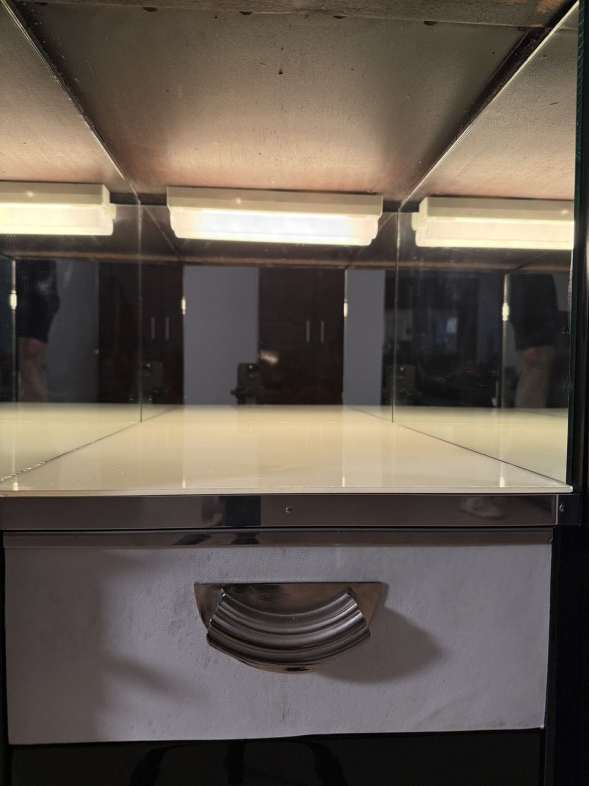 Art Deco Sideboard - Glass Detail - Styylish