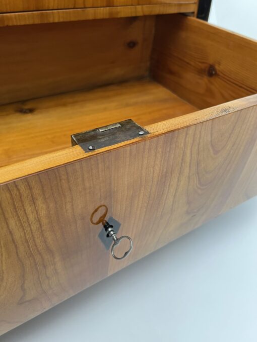 Early Biedermeier Commode - drawer front - Styylish