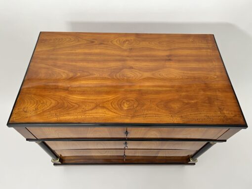 Early Biedermeier Commode - top view - Styylish