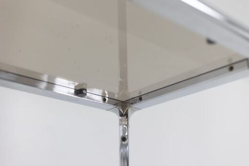 Smoked Glass Shelves - Metal Frame - Styylish