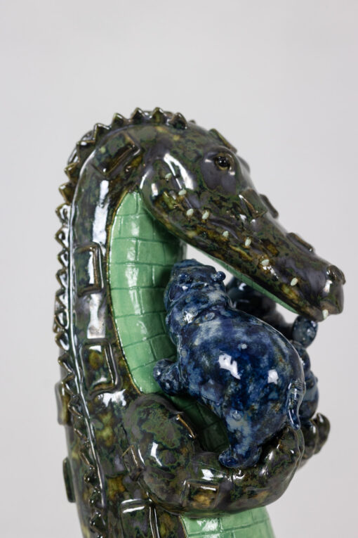 Crocodile Hippos Sculpture - Top Detail - Styylish