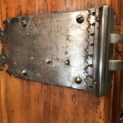 Frankfurter Wellenschrank - lock - Styylish