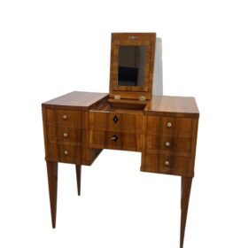 Biedermeier Dressing Table, Walnut Veneer, South Germany circa 1830