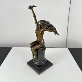 Art Deco Bronze Sculpture “Woman with Dove” by A. Gennarelli, Paris, circa 1925