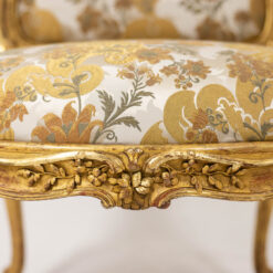Louis XV Queen Armchair - Bottom Detail - Styylish