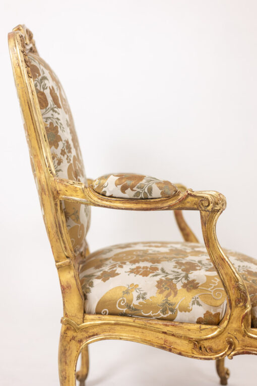 Louis XV Queen Armchair - Side - Styylish