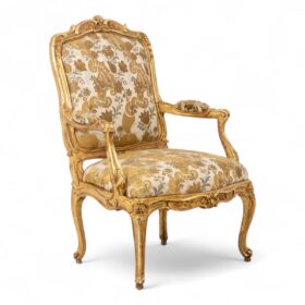 Louis XV Style Armchair with Queen-Style Backrest – Period 1900-1950