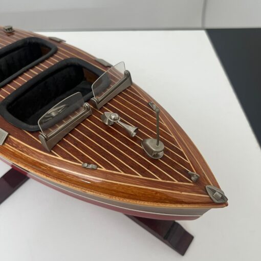 Miniature Motorboat by Chris Craft, Wood, Metal and Lacquer, USA circa 1950 - Image 8
