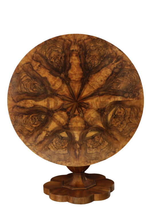 19th Century Biedermeier Table, Walnut, Vienna, c. 1825. - Image 4