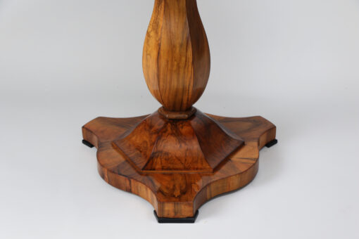 Fine Biedermeier Walnut Table, Vienna, c. 1825. - Image 10