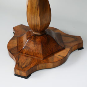 Fine Biedermeier Walnut Table, Vienna, c. 1825.