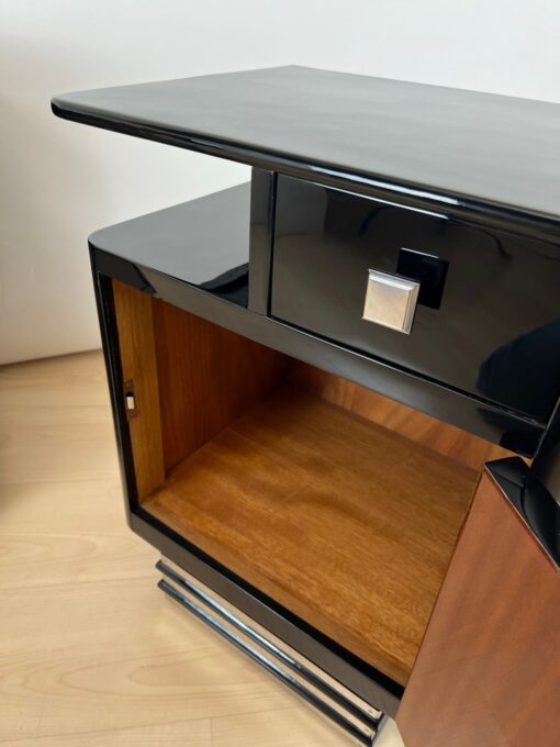 Pair of Art Deco Bedside Cabinets, France circa 1930 - Image 13