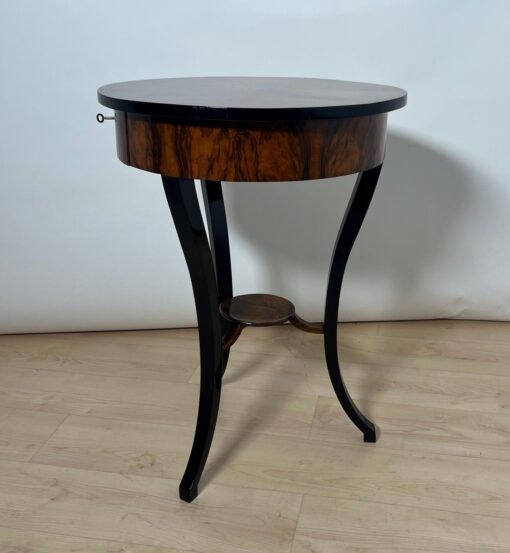 Round Biedermeier Sewing Table, South Germany circa 1825 - Image 14