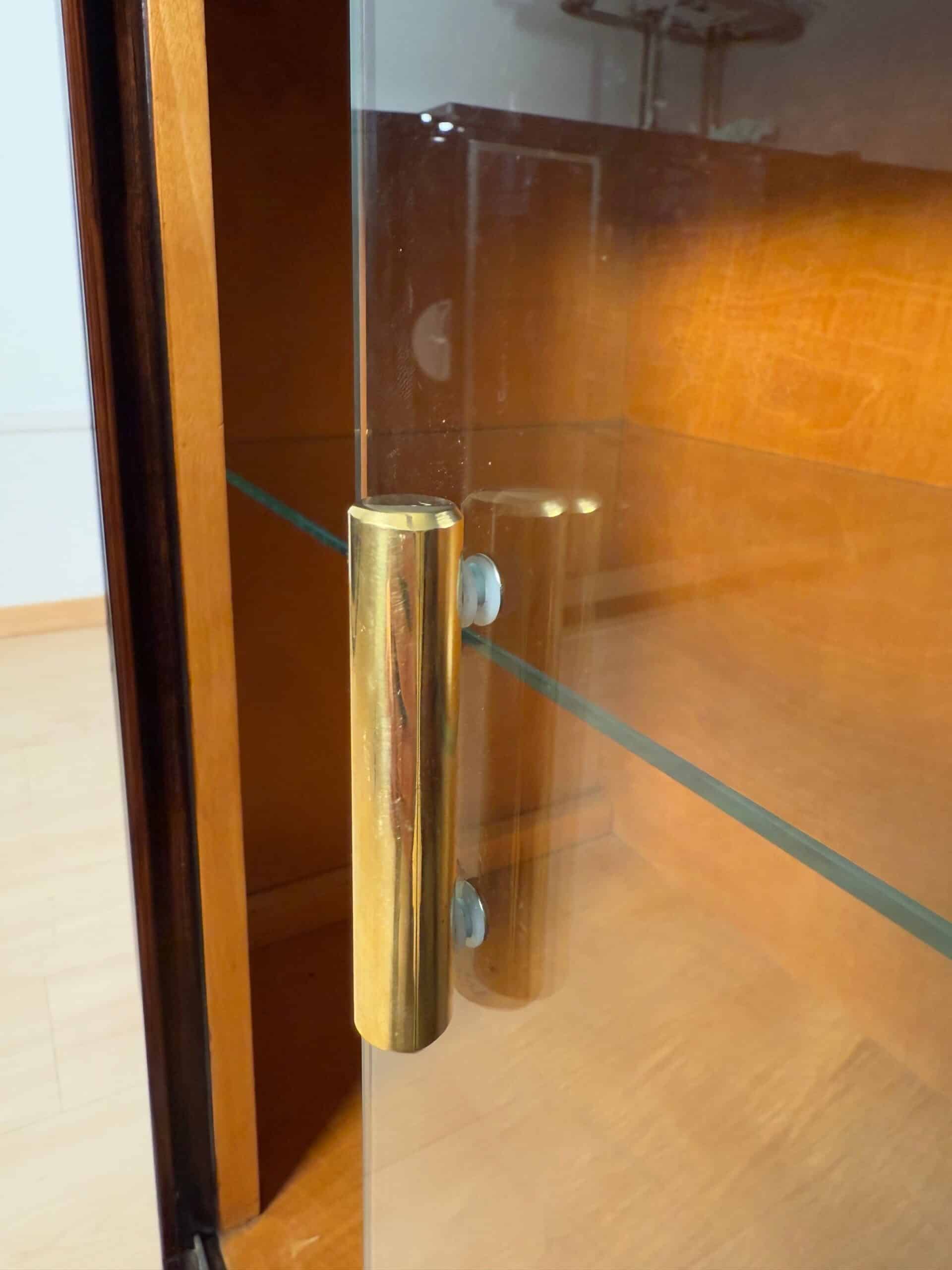 Art Deco Vitrine Sideboard, Macassar Ebony, Maple, Brass, Paris circa 1930 - Image 15