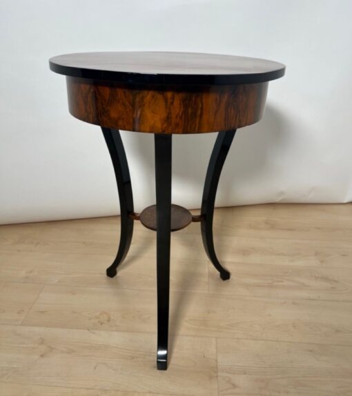Round Biedermeier Sewing Table, South Germany circa 1825 - Image 16