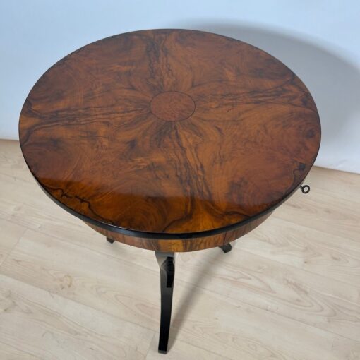 Round Biedermeier Sewing Table, South Germany circa 1825 - Image 2