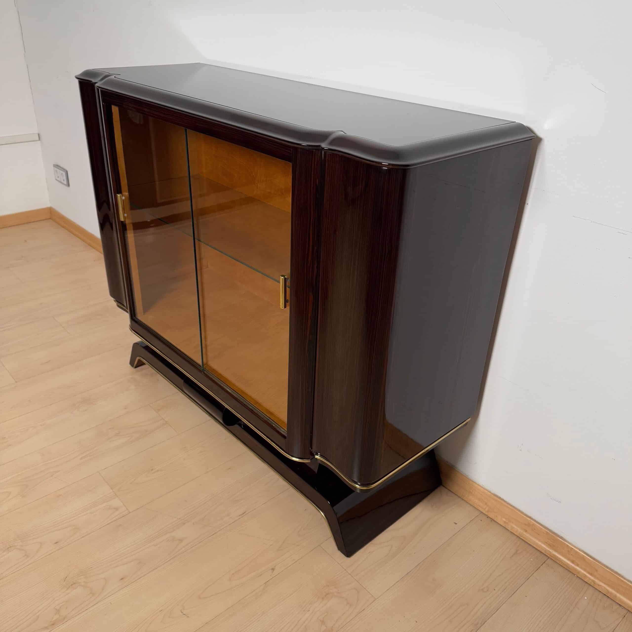 Art Deco Vitrine Sideboard, Macassar Ebony, Maple, Brass, Paris circa 1930 - Image 4
