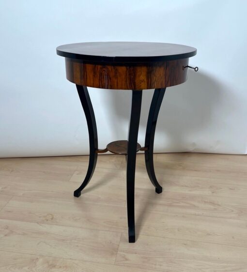Round Biedermeier Sewing Table, South Germany circa 1825 - Image 4