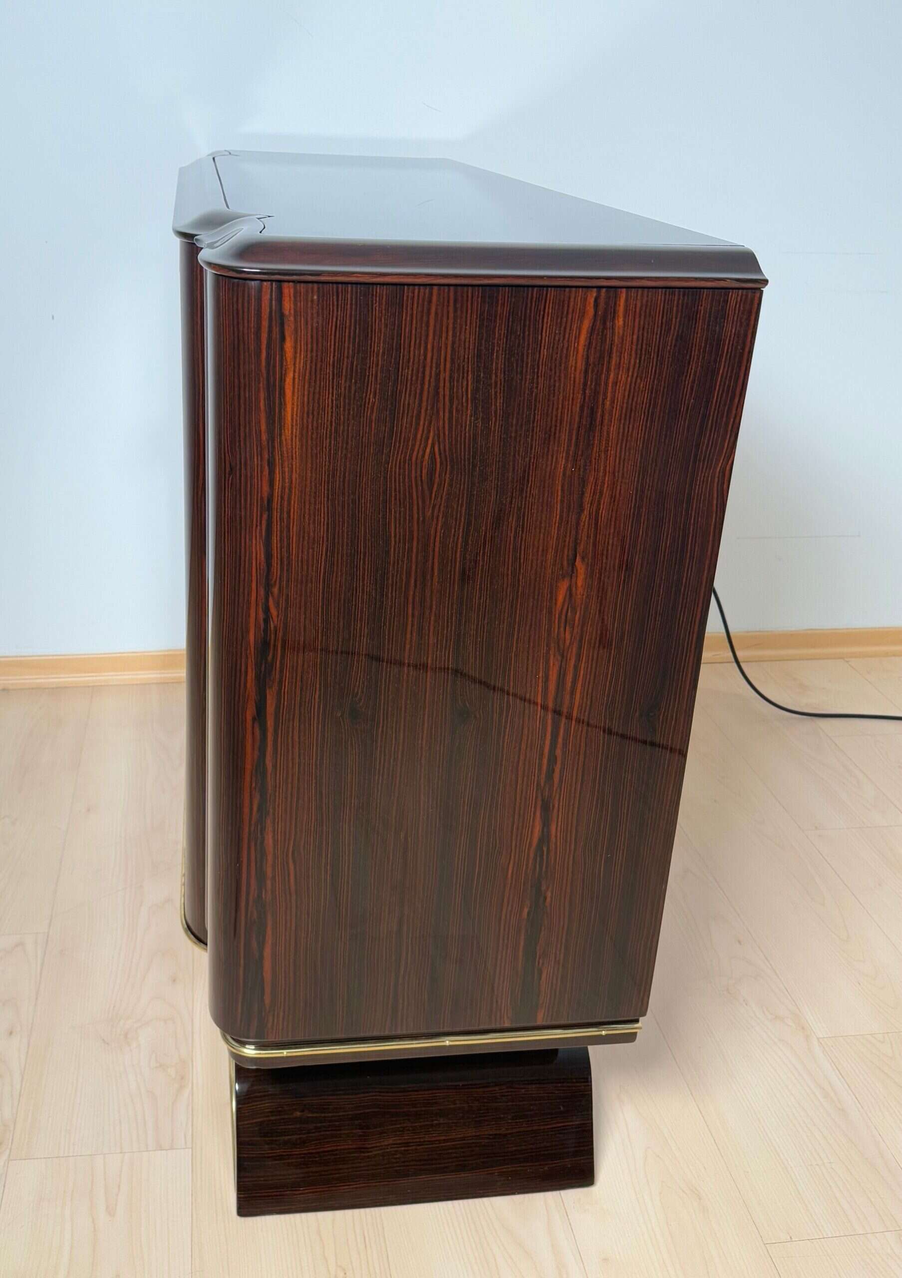 Art Deco Vitrine Sideboard, Macassar Ebony, Maple, Brass, Paris circa 1930 - Image 5