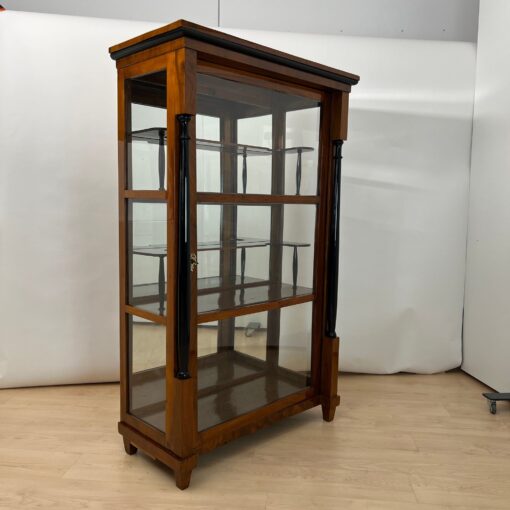 Biedermeier Vitrine, Walnut, Brass, South Germany circa 1830 - Image 5