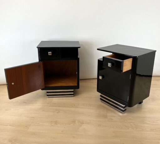 Pair of Art Deco Bedside Cabinets, France circa 1930 - Image 7