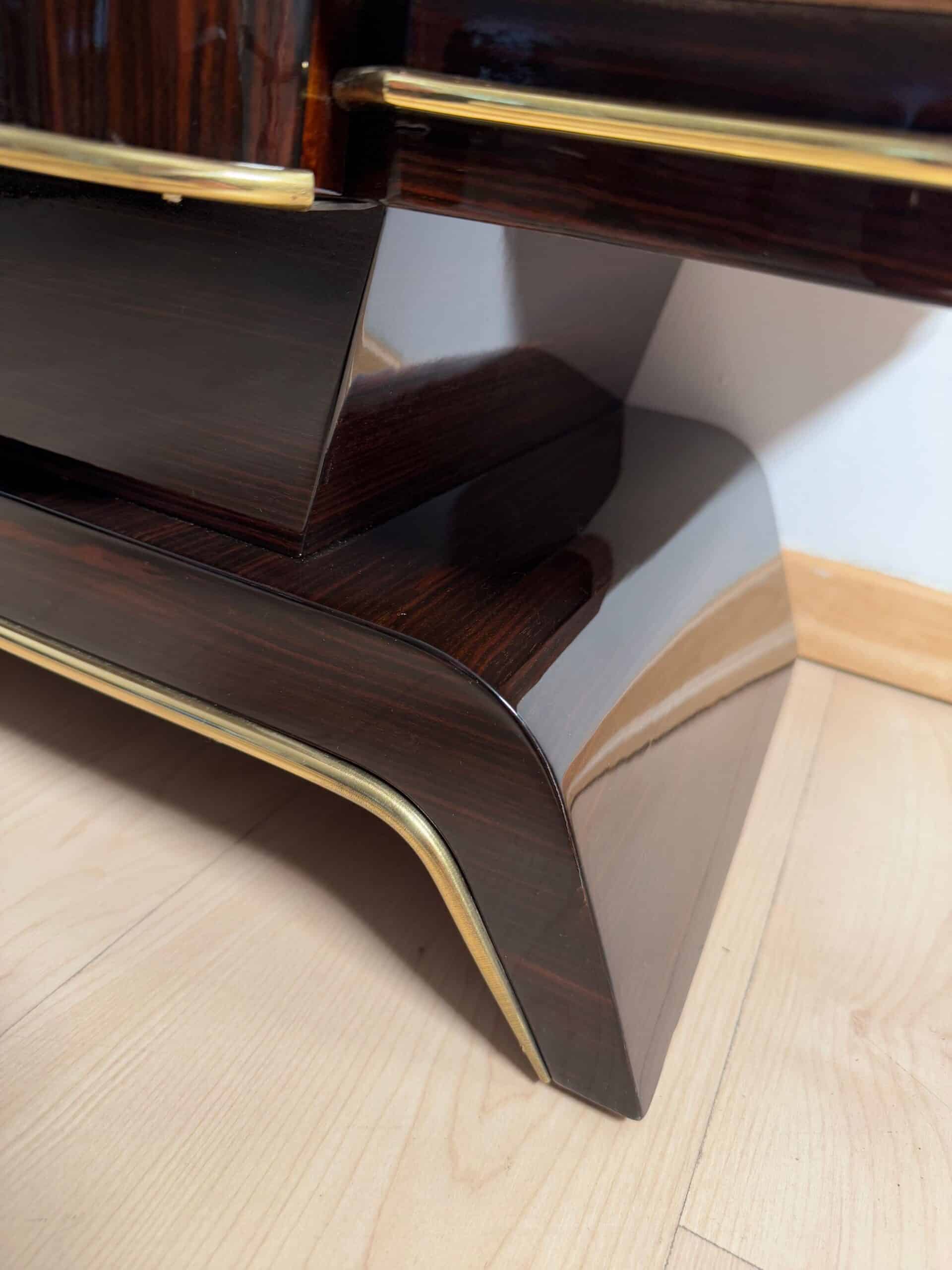Art Deco Vitrine Sideboard, Macassar Ebony, Maple, Brass, Paris circa 1930 - Image 9