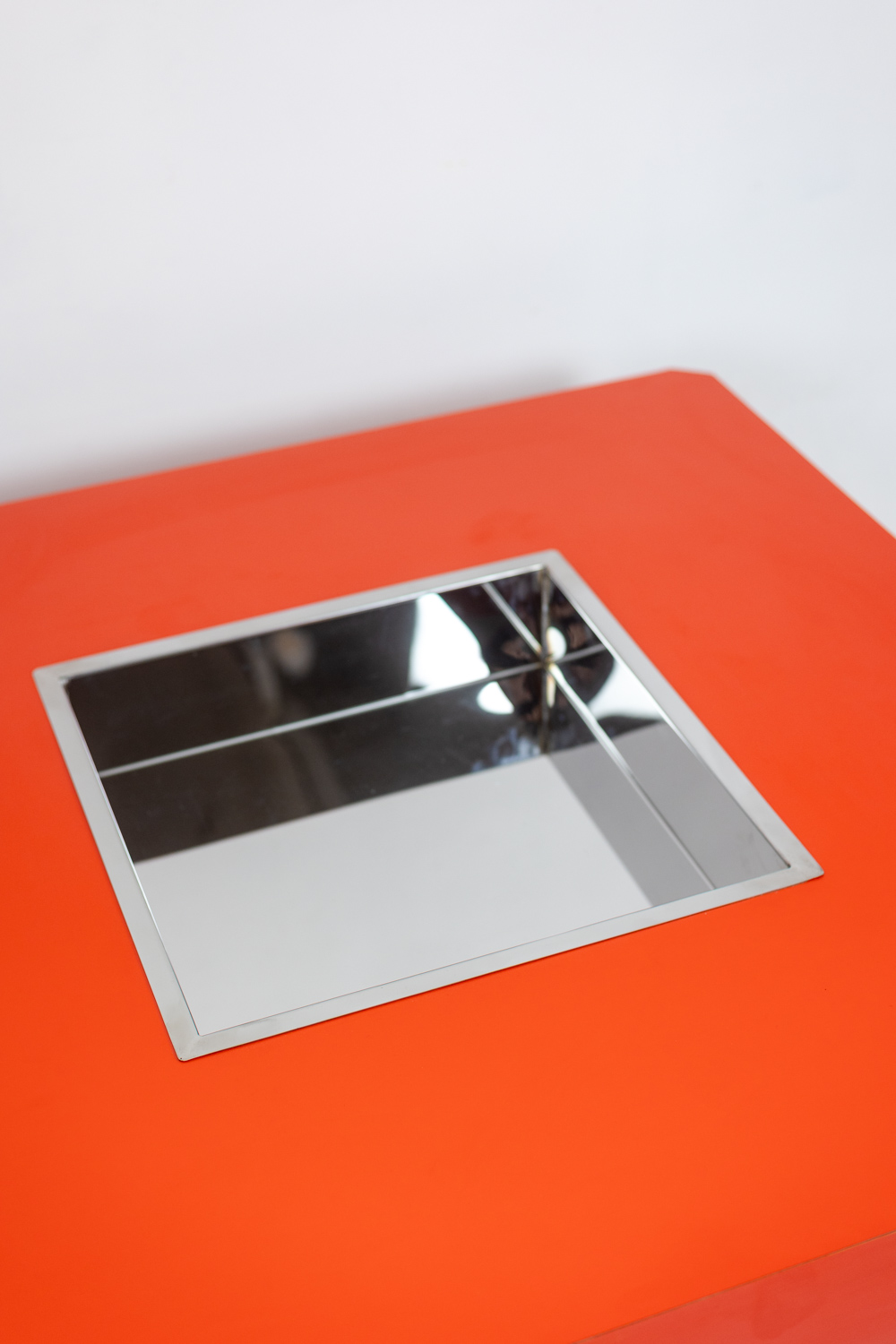 Willy Rizzo coffee table forming a bar. 1970s. - Image 8