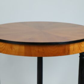 19th Century Fine Biedermeier Cherry Table. Vienna, c. 1830.