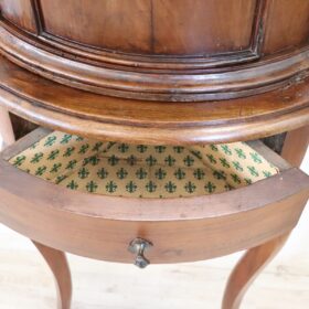 18th Century Italian Louis XV Solid Walnut Pair of Antique Corner Cupboards