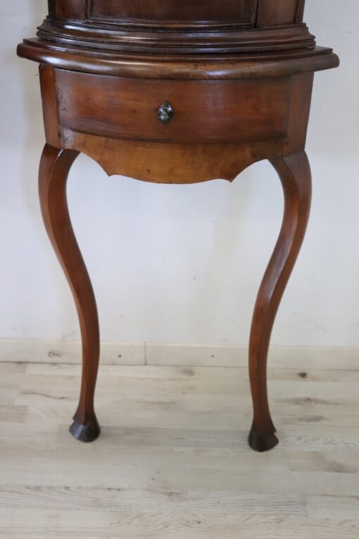 18th Century Italian Louis XV Solid Walnut Pair of Antique Corner Cupboards - Image 8