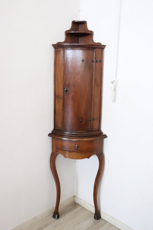 18th Century Italian Louis XV Solid Walnut Pair of Antique Corner Cupboards - Image 11