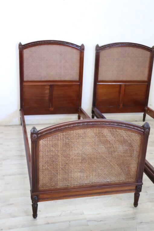 Early 20th Century Italian Walnut and Vienna Straw Pair of Single Beds - Image 2