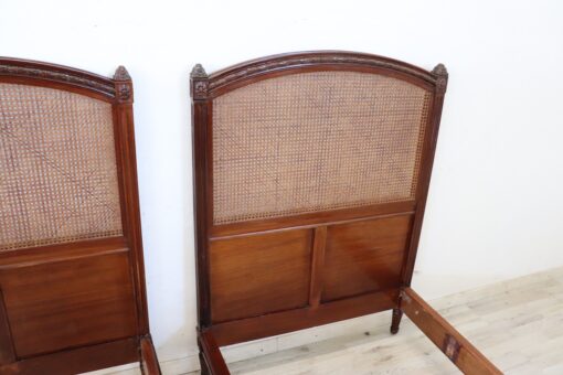 Early 20th Century Italian Walnut and Vienna Straw Pair of Single Beds - Image 9