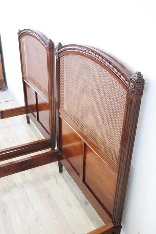 Early 20th Century Italian Walnut and Vienna Straw Pair of Single Beds - Image 12