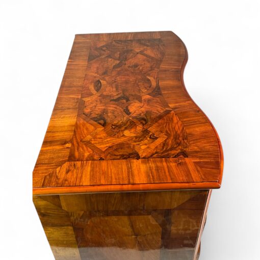 Baroque Walnut Chest of Drawers, South Germany 1740 - Image 15