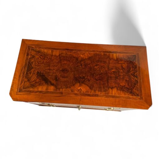Neoclassical Walnut Chest of Drawers, Germany 1780 - Image 14